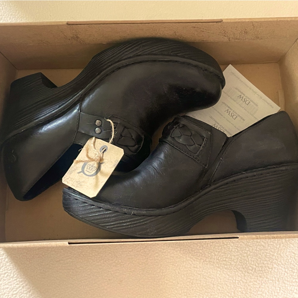 Born black heeled shoes Size: 7